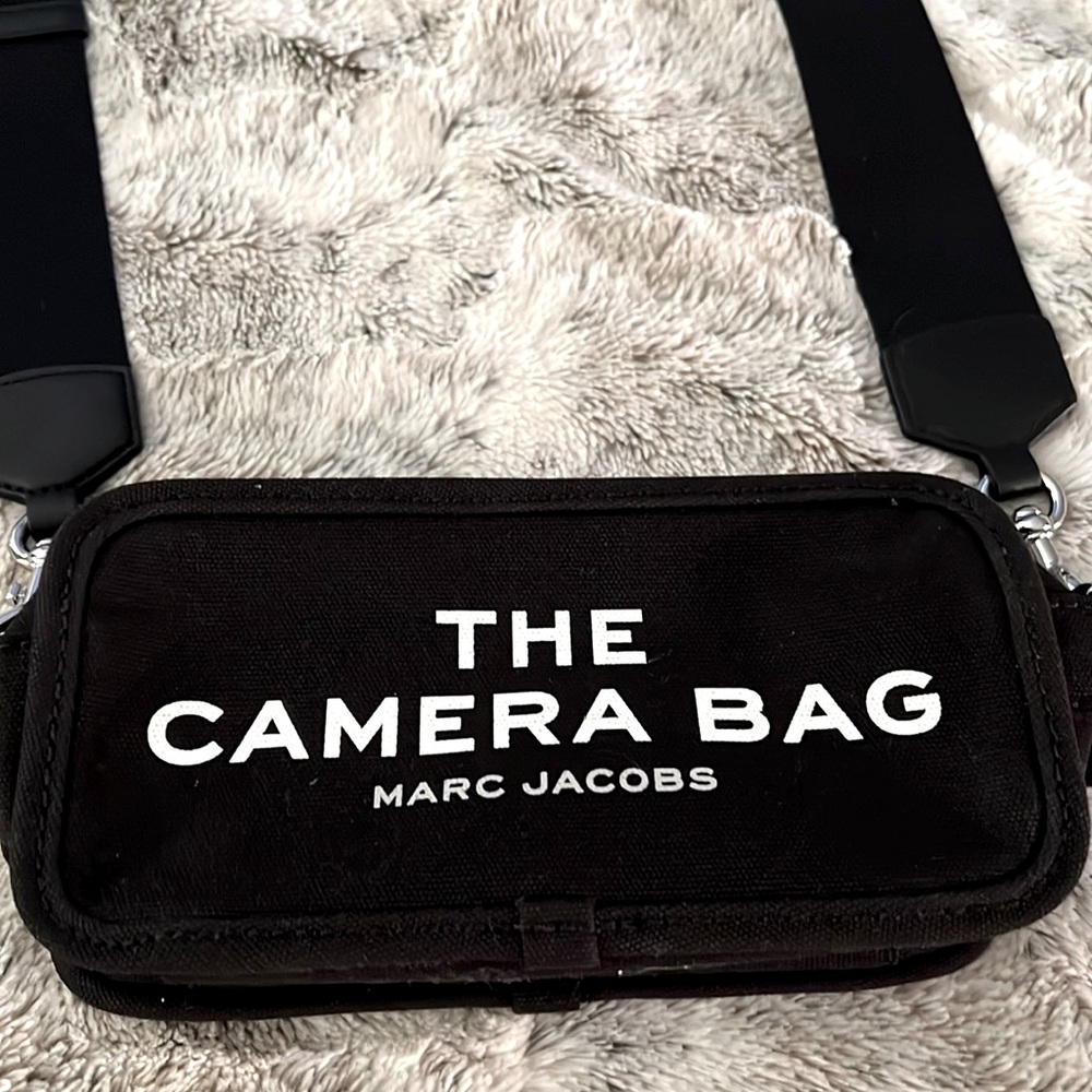 Marc jacobs crossbody